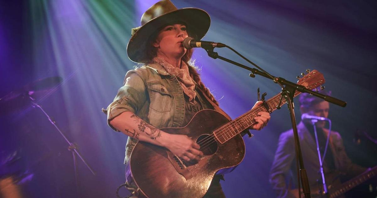 Country music highlights quiet Waco-area weekend