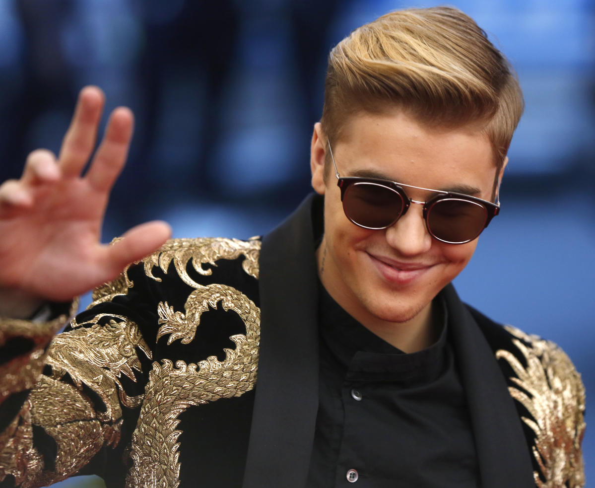 Justin Bieber nears $200 million deal to sell music rights: report