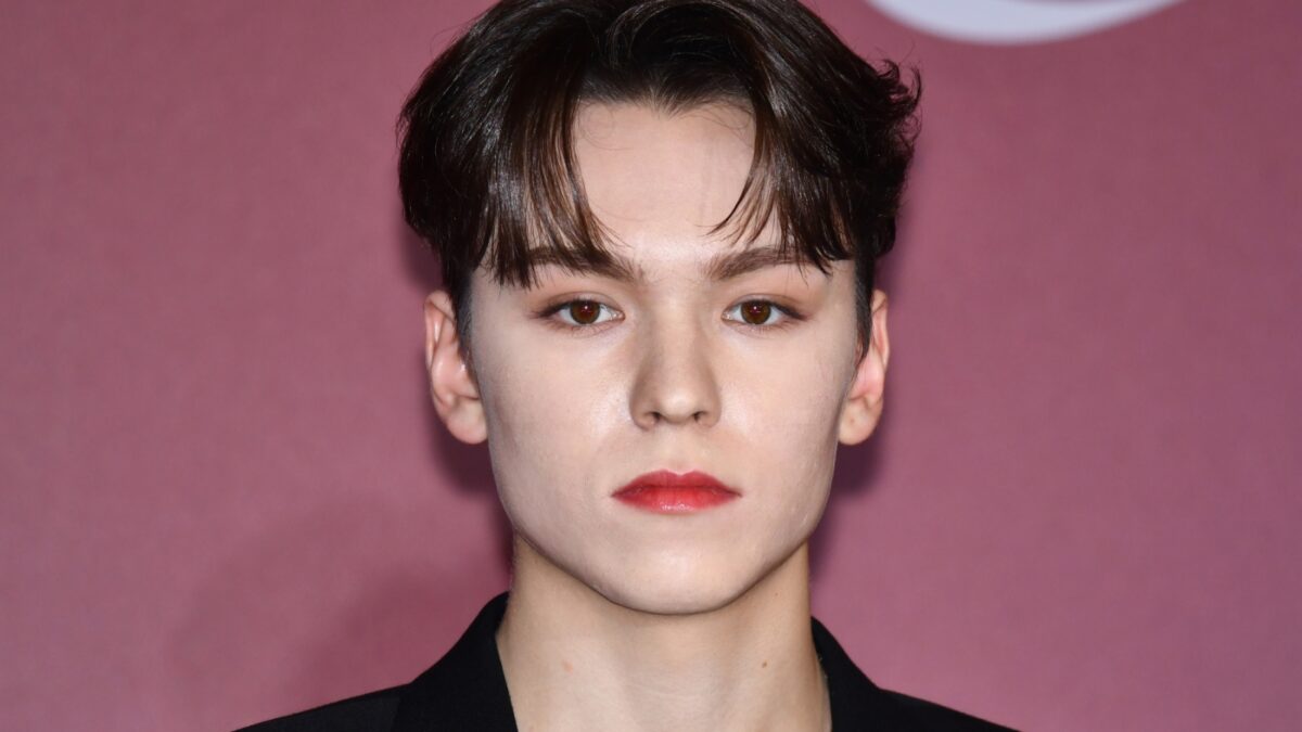 Seventeen’s Vernon Releases Debut Solo ‘Black Eye’ – Rolling Stone