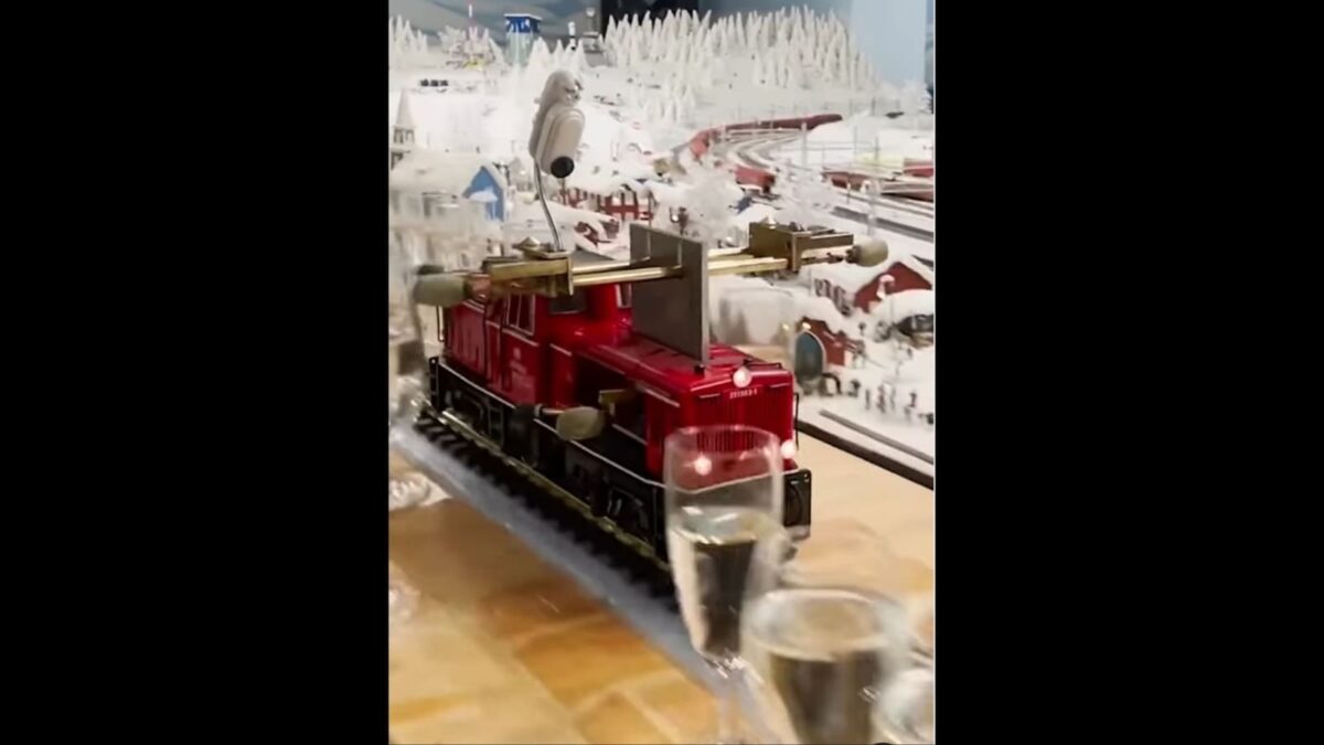 Model train plays 2,840 notes of classical music to set Guinness World Record | Trending