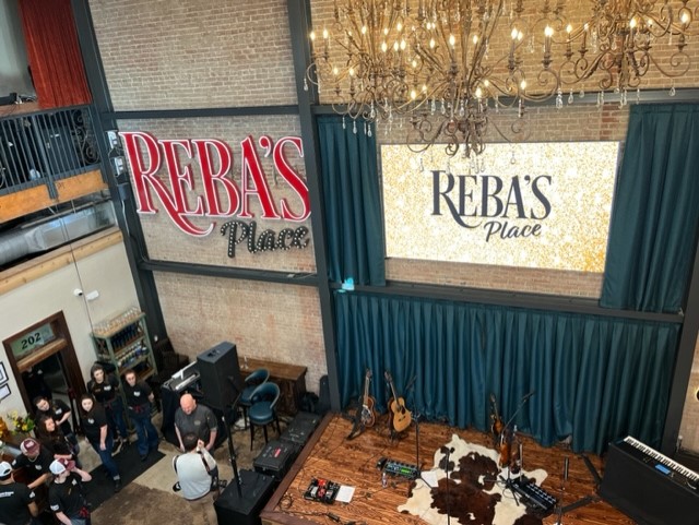 Oklahoma Country music star Reba McEntire opens "Reba's Place" in Oklahoma